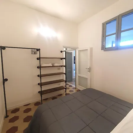 Charlie's -centro Storico * סאסארי