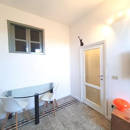 Charlie's -centro Storico * סאסארי